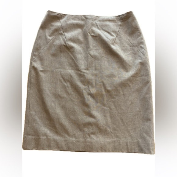Halogen Women’s Pencil Skirt Short Lined Tan Size 4 Work Professional Classic - Picture 1 of 14